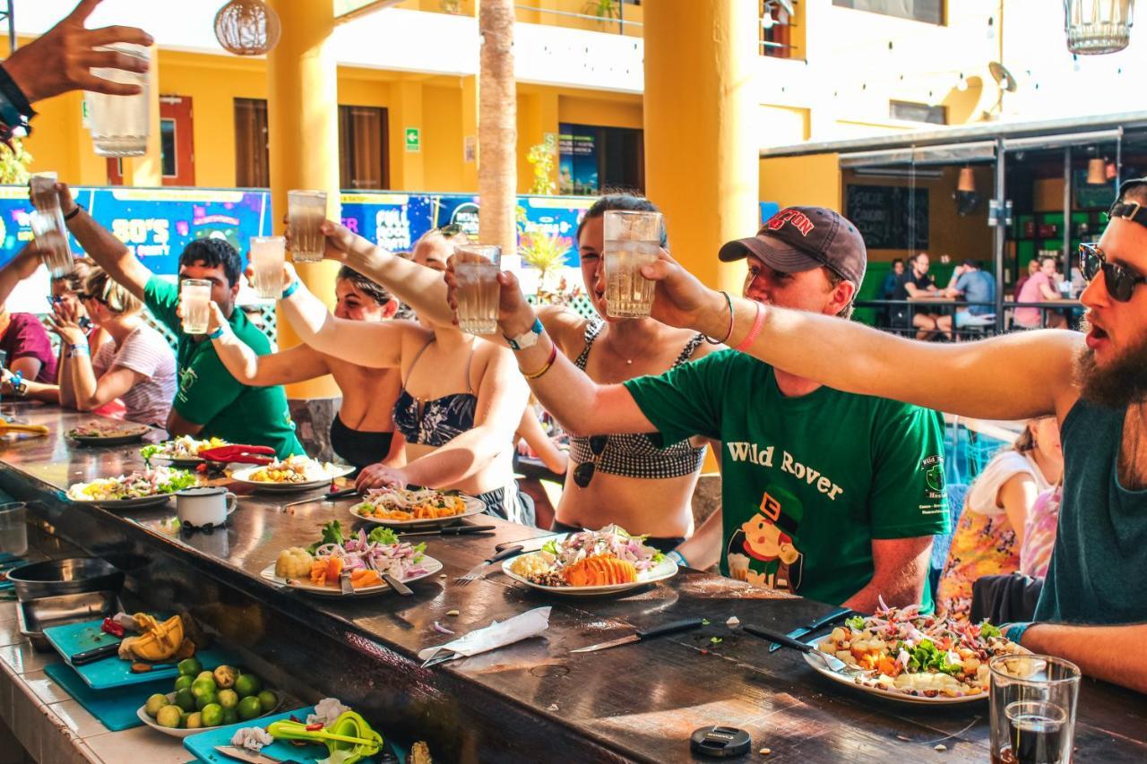 Wild Rover Huacachina イカ エクステリア 写真