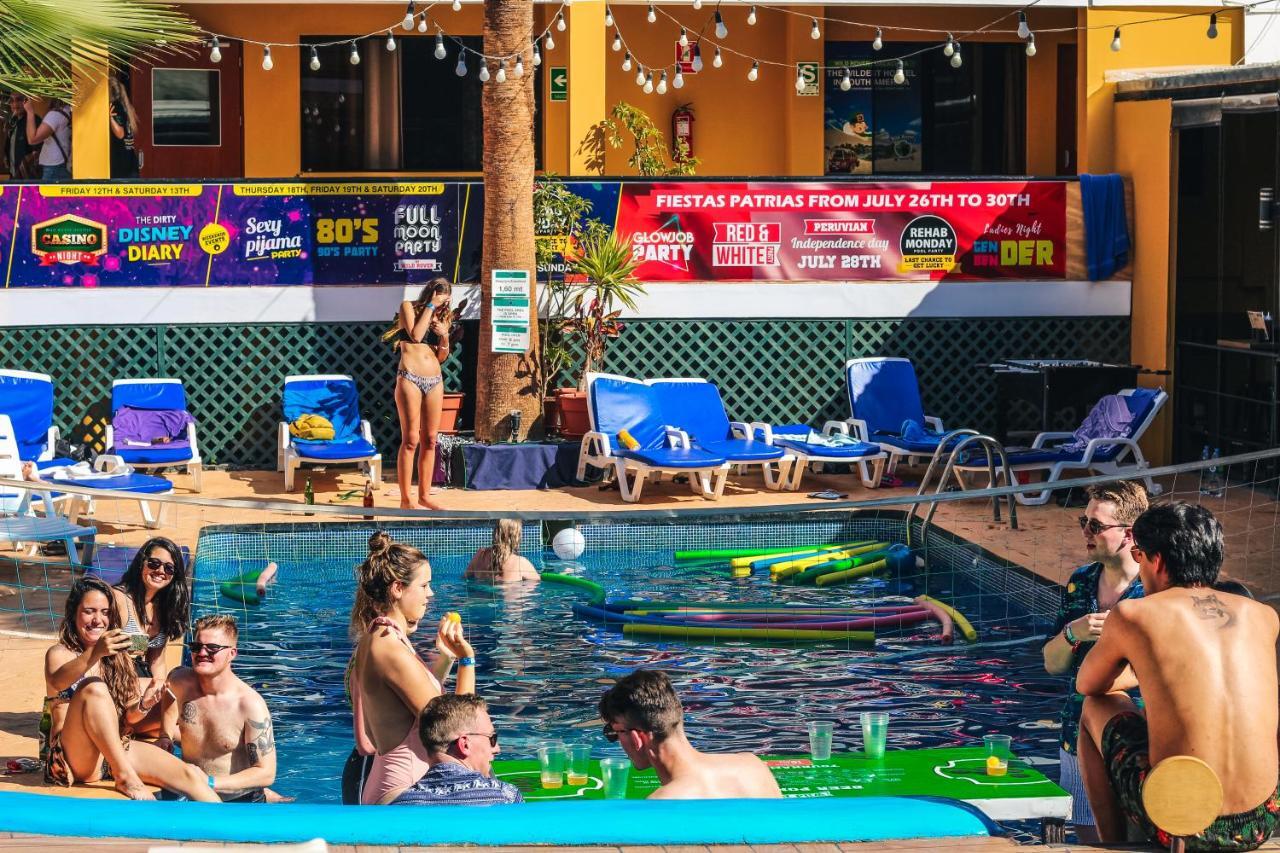 Wild Rover Huacachina イカ エクステリア 写真
